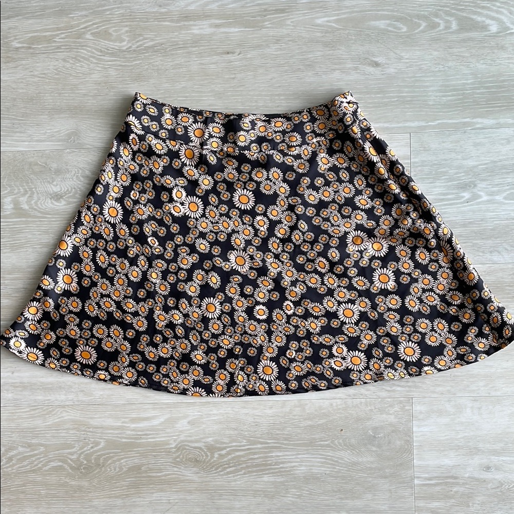 Free People, Floral  Black and Orange Women's Skirt w/zipper  size 0